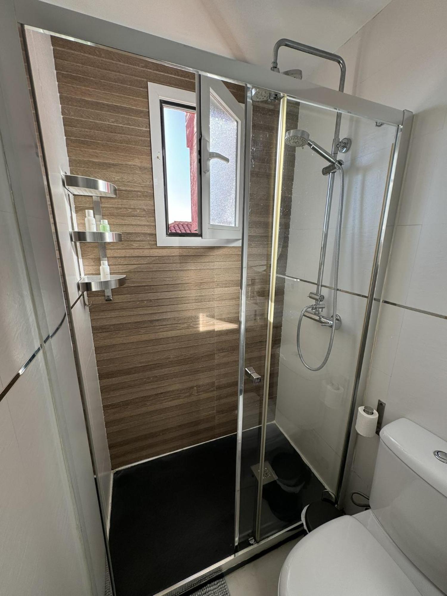 Peaceful Studio With Amazing Sea Views And Free Parking Benalmadena Ngoại thất bức ảnh